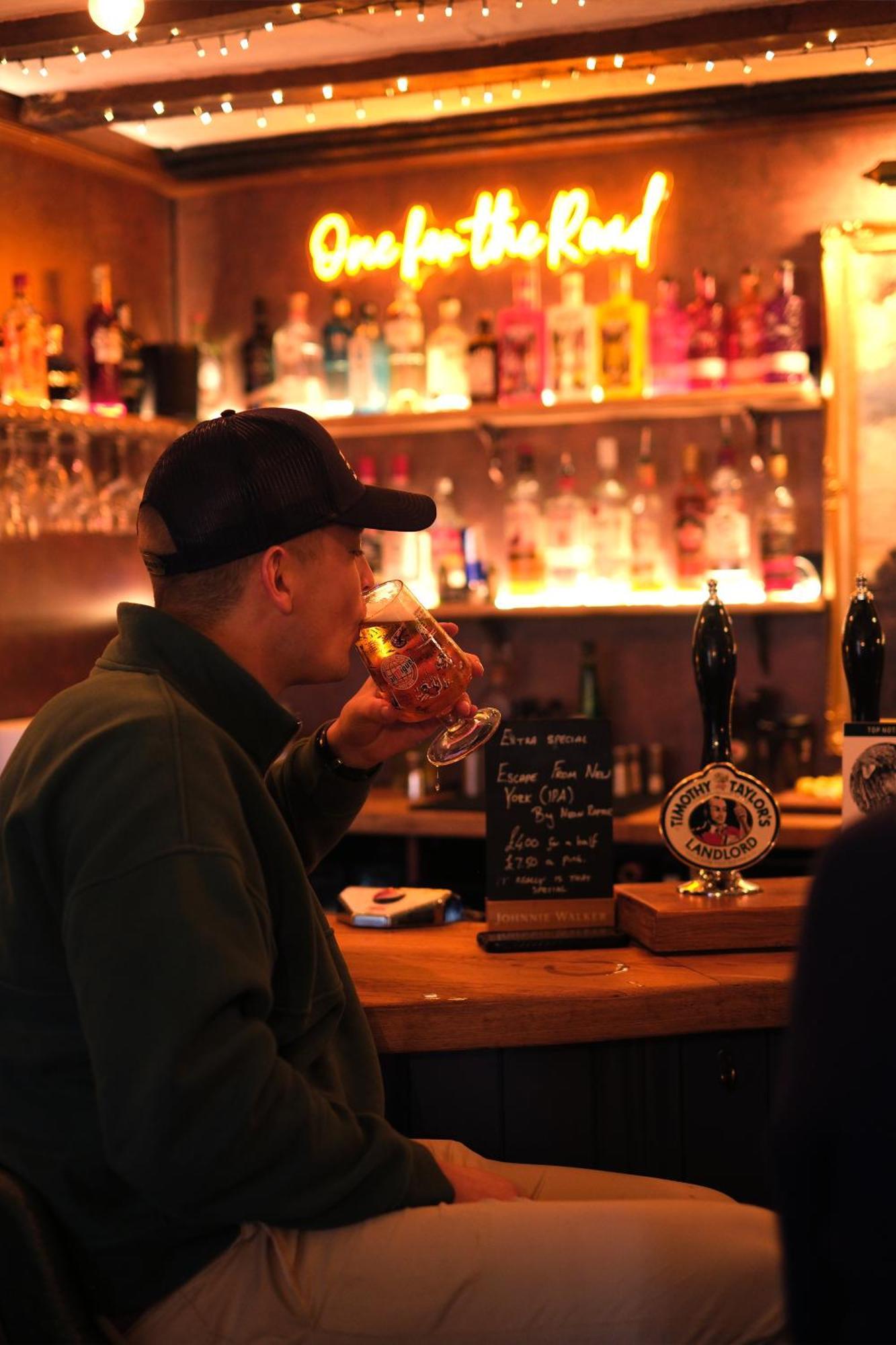 The Old Crown Coaching Inn 스윈던 외부 사진